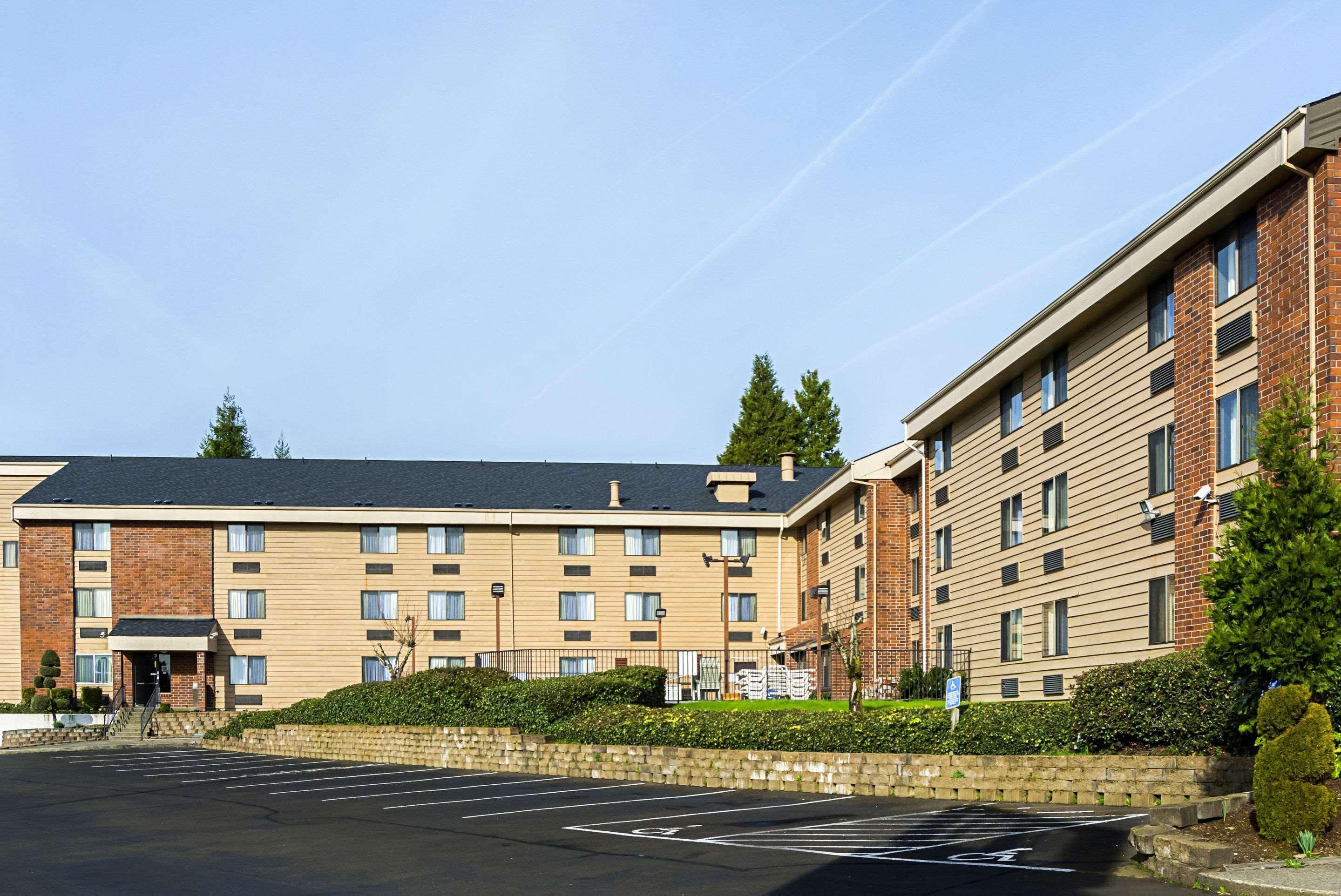 Quality Inn & Suites Clackamas - Portland Exterior photo